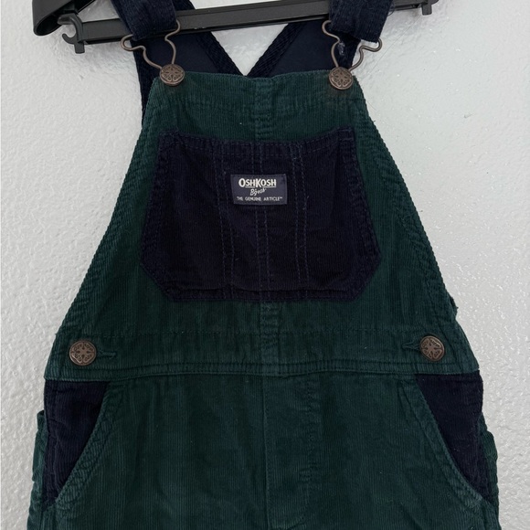 Oshkosh B’gosh Toddler Boy Corduroy Overalls Size: 5T - Picture 5 of 12